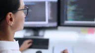 企業運用代理式 AI（Agentic AI）來彌補持續存在的人才技能短缺問題。